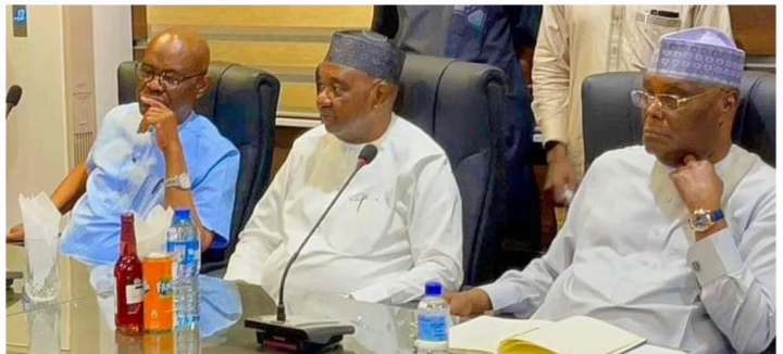 Moment Atiku Abubakar And Nyesom Wike Snub Each Other At PDP National Caucus Meeting (Watch Video) – TheNGblog