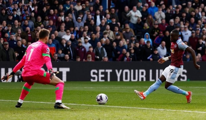 Villa take huge step towards Champions League with 3-1 comeback against Bournemouth