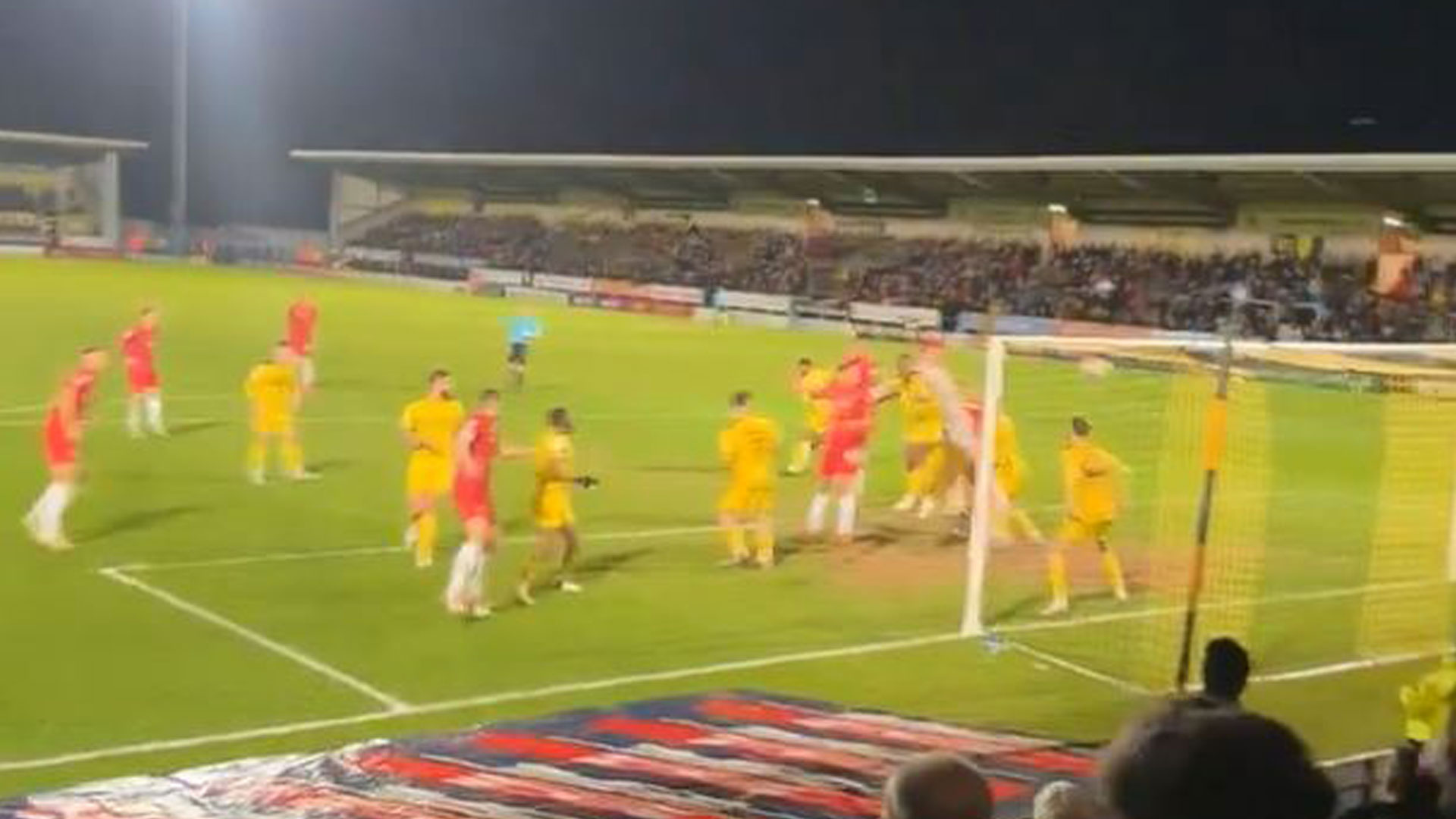 Watch former Premier League star, 39, score dramatic winner with first goal for relegation-threatened League One club