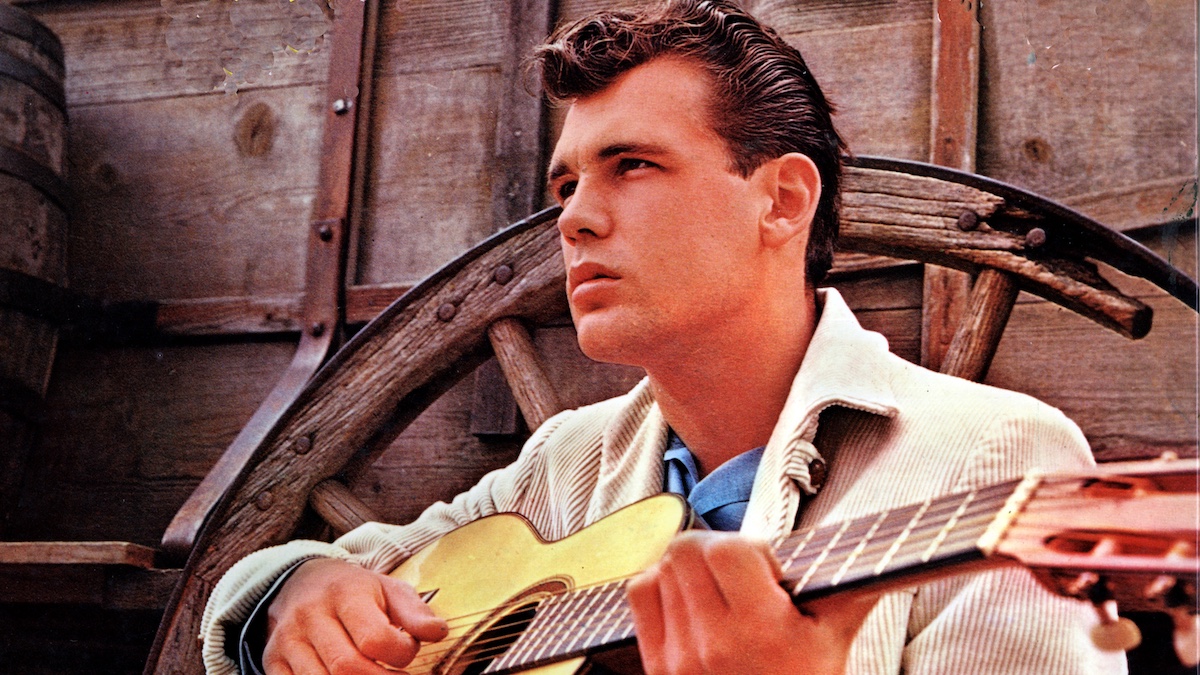 Duane Eddy, Rock & Roll Hall of Fame Guitarist, Dead at 86