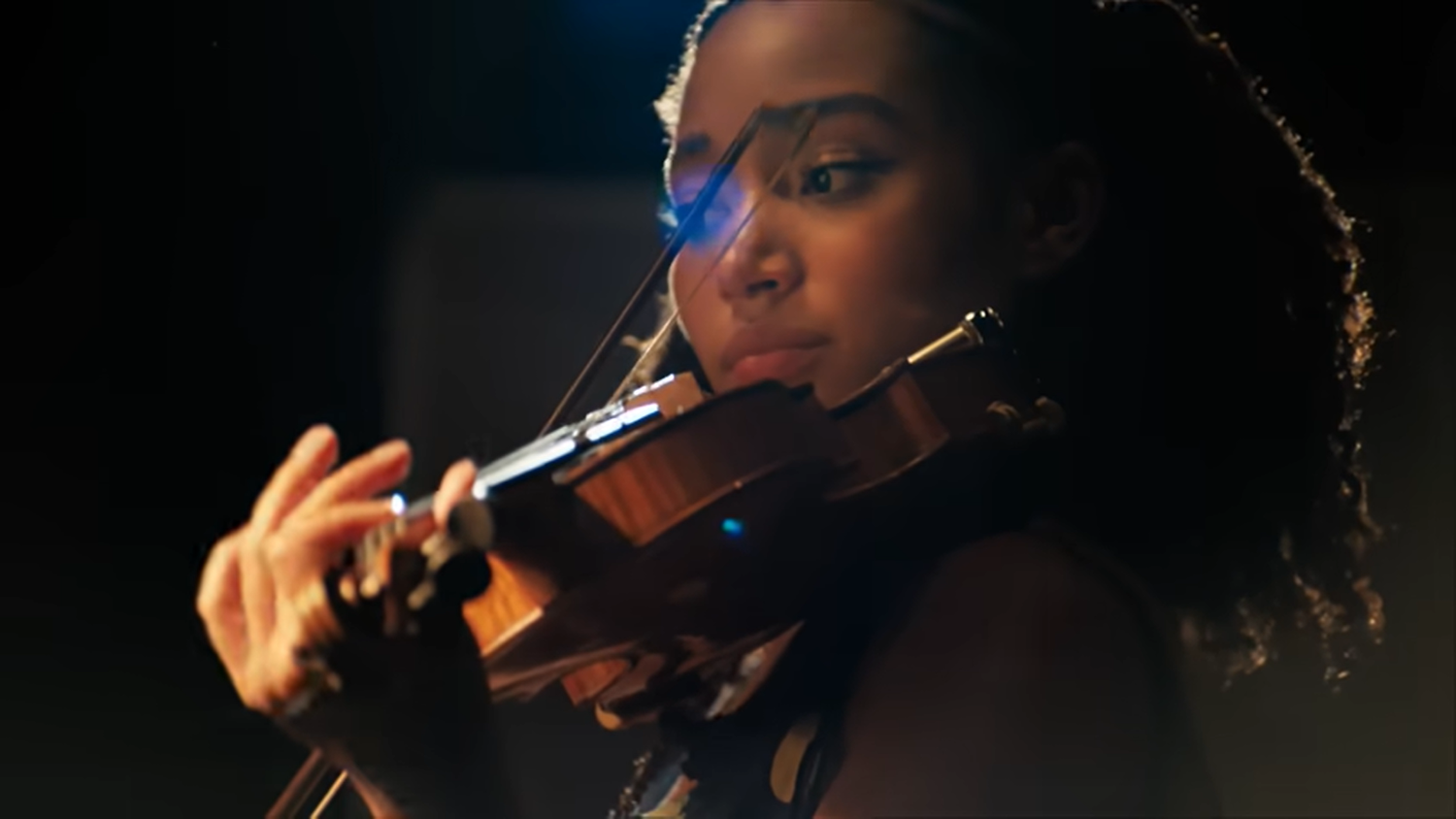 John Williams Wrote a Special Version of the STAR WARS Theme Song For THE ACOLYTE Star Amandla Stenberg to Play on Violin — GeekTyrant