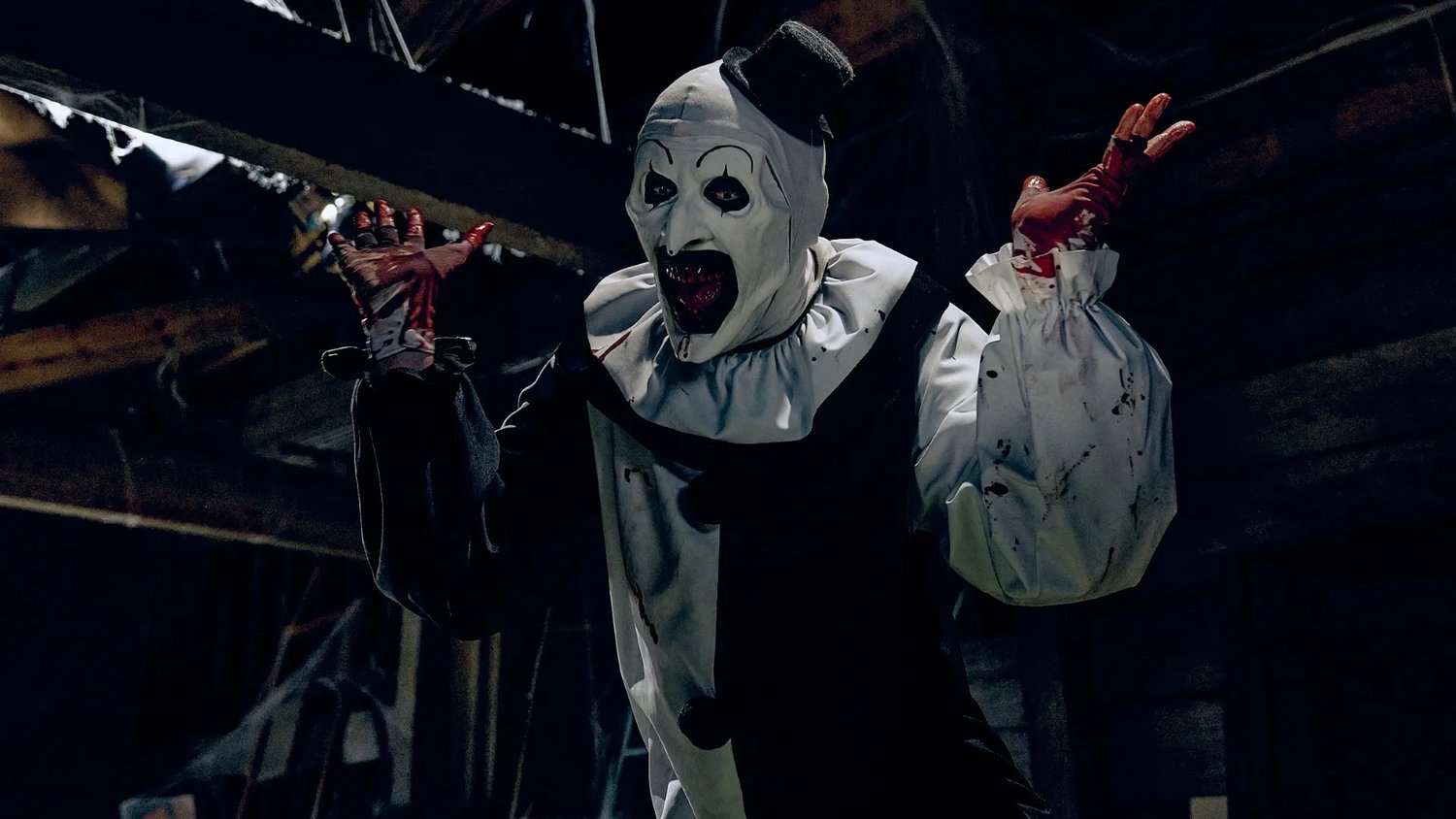 New TERRIFIER 3 Image Featuring Art the Clown Comes as Release Date Is Moved Up — GeekTyrant