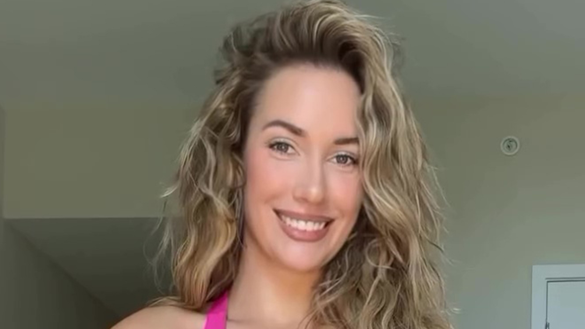 Paige Spiranac urges followers to watch her get dressed as fans say ‘that is one military-grade zip’