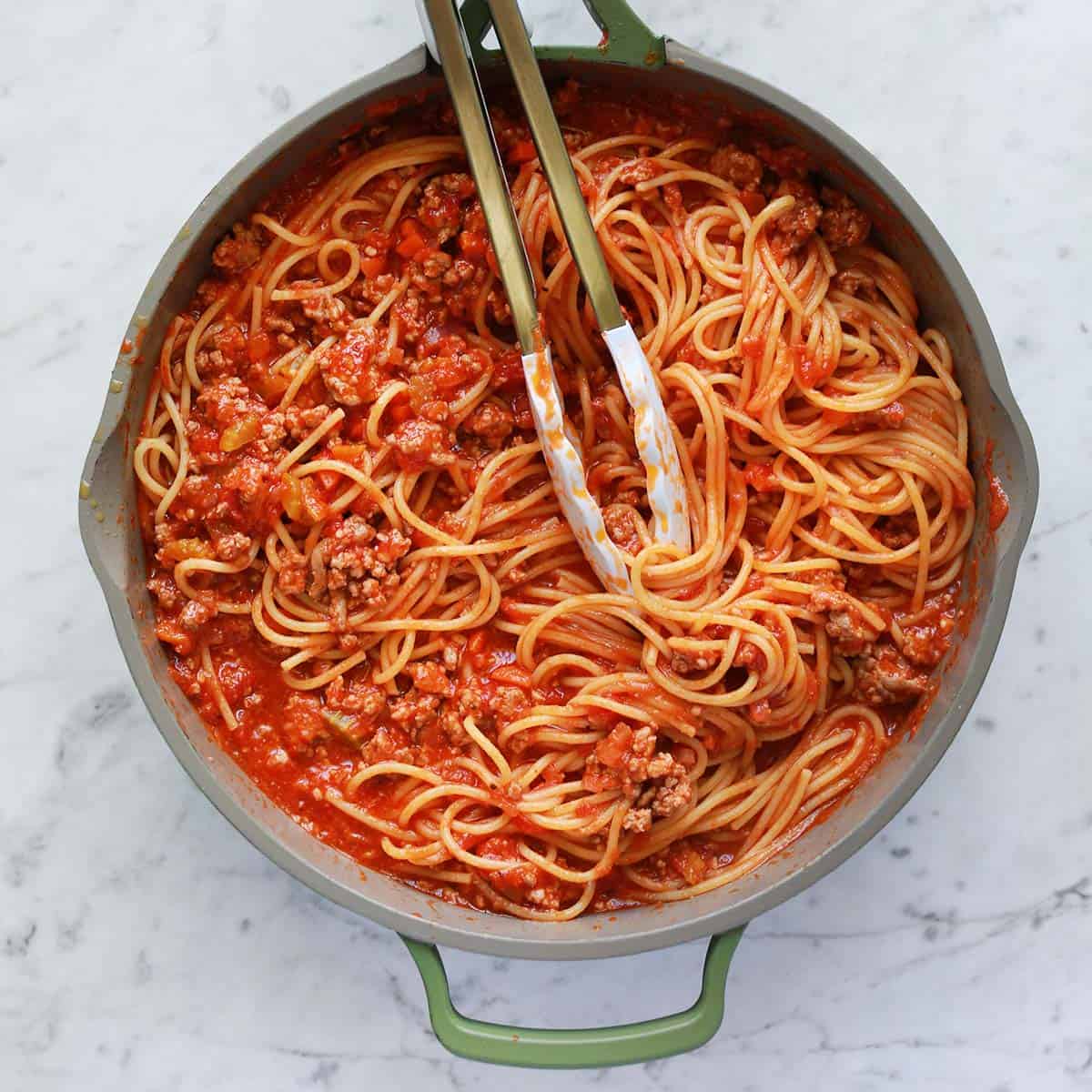 Spaghetti Bolognese – A Beautiful Mess