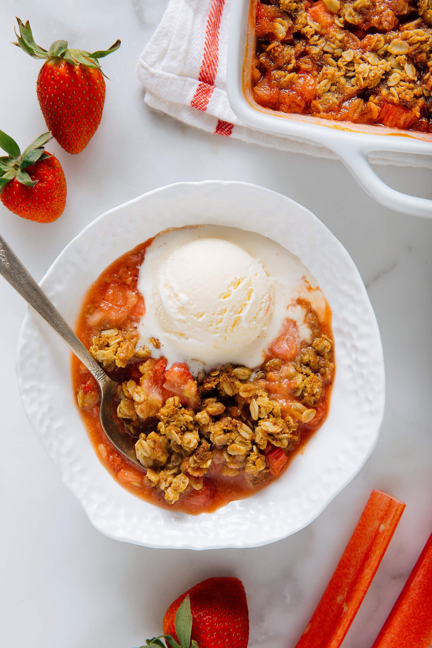 Strawberry Rhubarb Crisp Recipe – Cookie and Kate