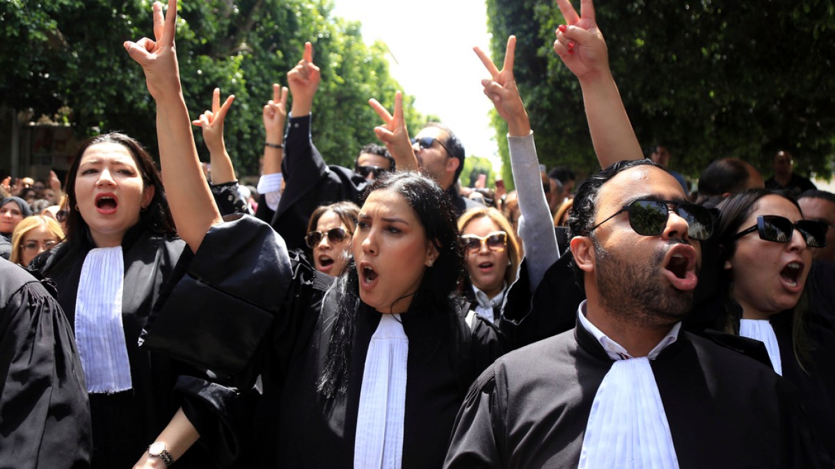 Tunisian lawyers launch one-day strike over police repression | Protests News