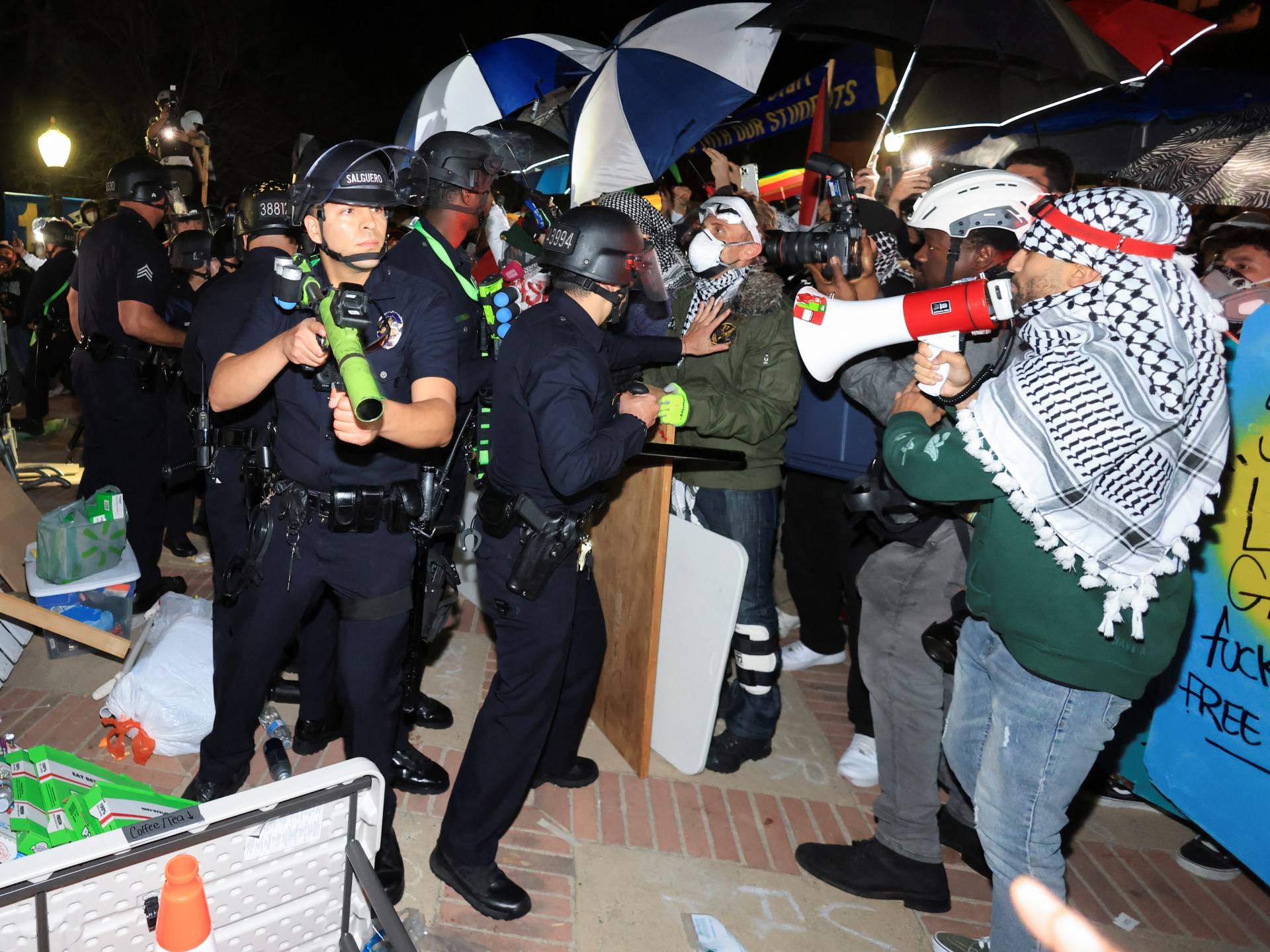 US police filmed leaving UCLA anti-war camp | Israel War on Gaza