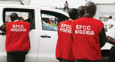 Ondo Hotel, Club Owners Protest Invasion Of Business Premises By EFCC – TheNGblog