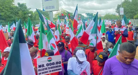 ₦250k Minimum Wage Or No Deal – Labour Responds To Tinubu’s Democracy Day Speech – TheNGblog