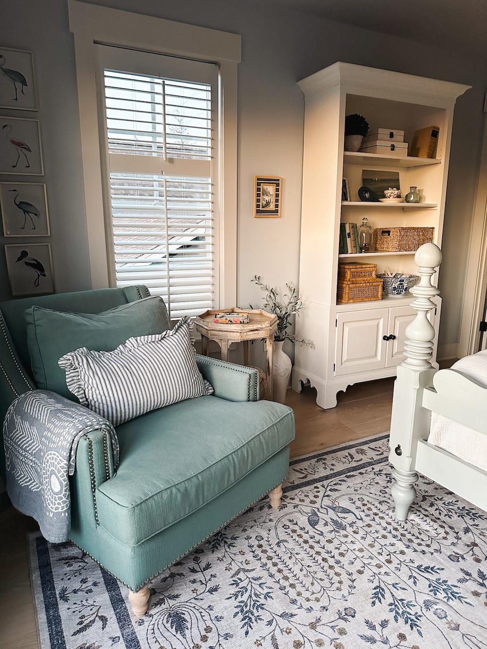 12 Teal Blue Green Arm Chairs (styles and sources!)