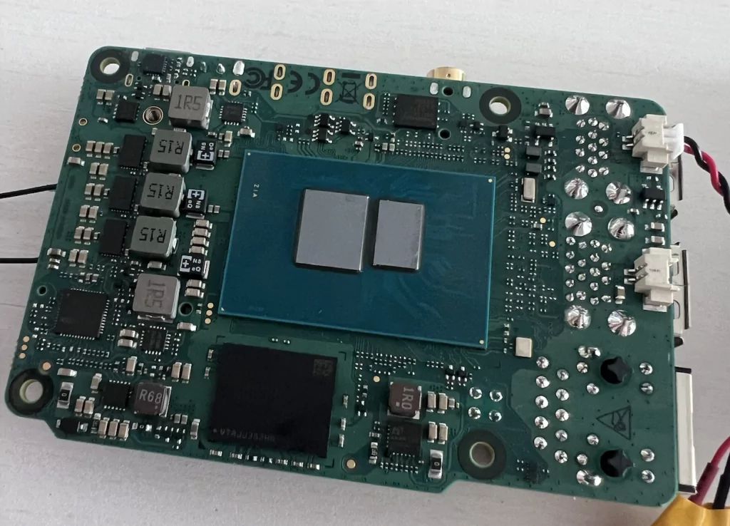 A Look At The Intel N100 Radxa X4 SBC