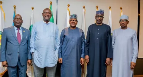 BREAKING: Lokpobiri Meets With Dangote, NMDPRA To ‘Resolve Ongoing Issues’ – TheNGblog