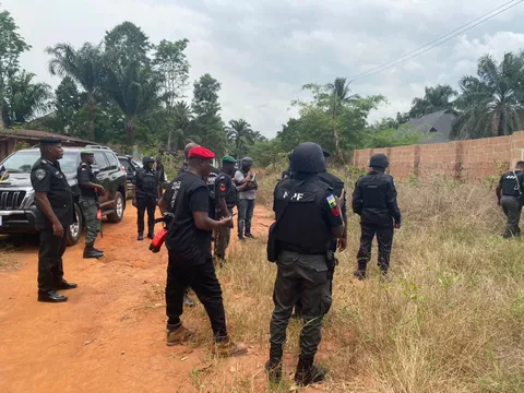 BREAKING: Serious Tension As Unknown Gunmen Launch Guerrilla Attacks In Owerri (Video) – TheNGblog