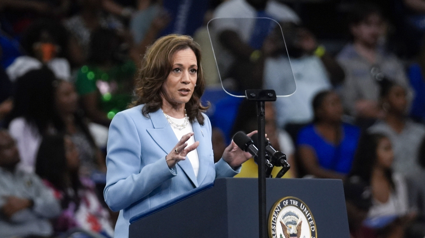 Harris says she’s tougher than Trump on the border : NPR