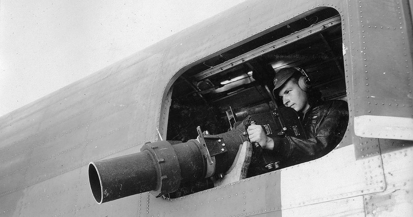 Photo School Started by WWII Navy Combat Photog Continues to Produce Champions