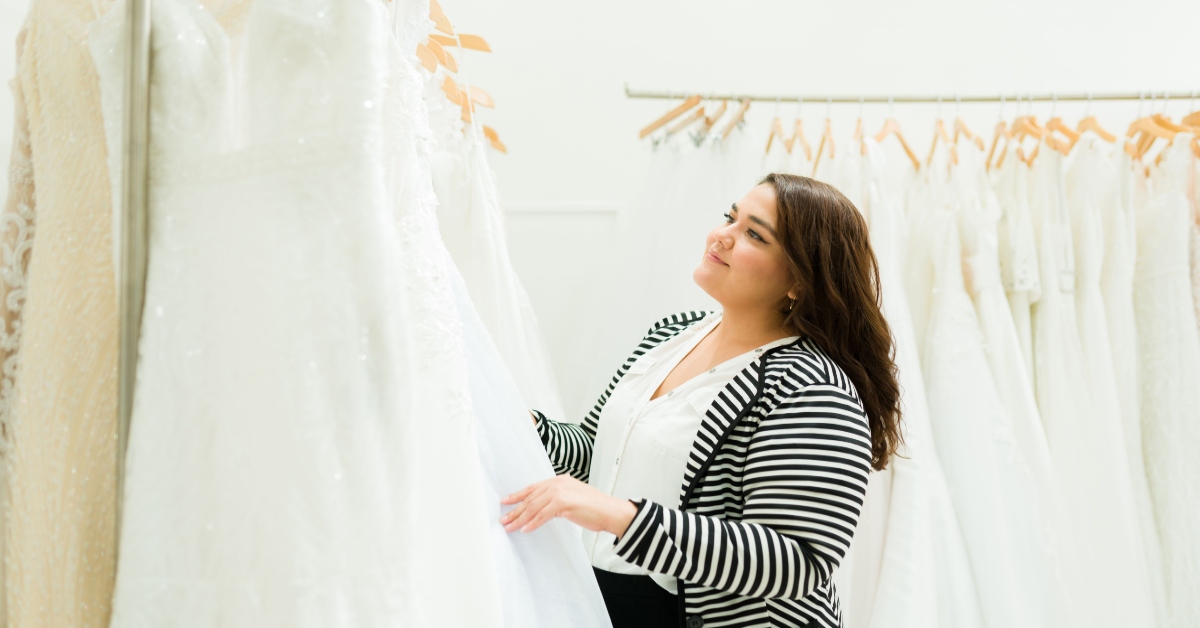 Best Wardrobe Tips for Plus Size Brides