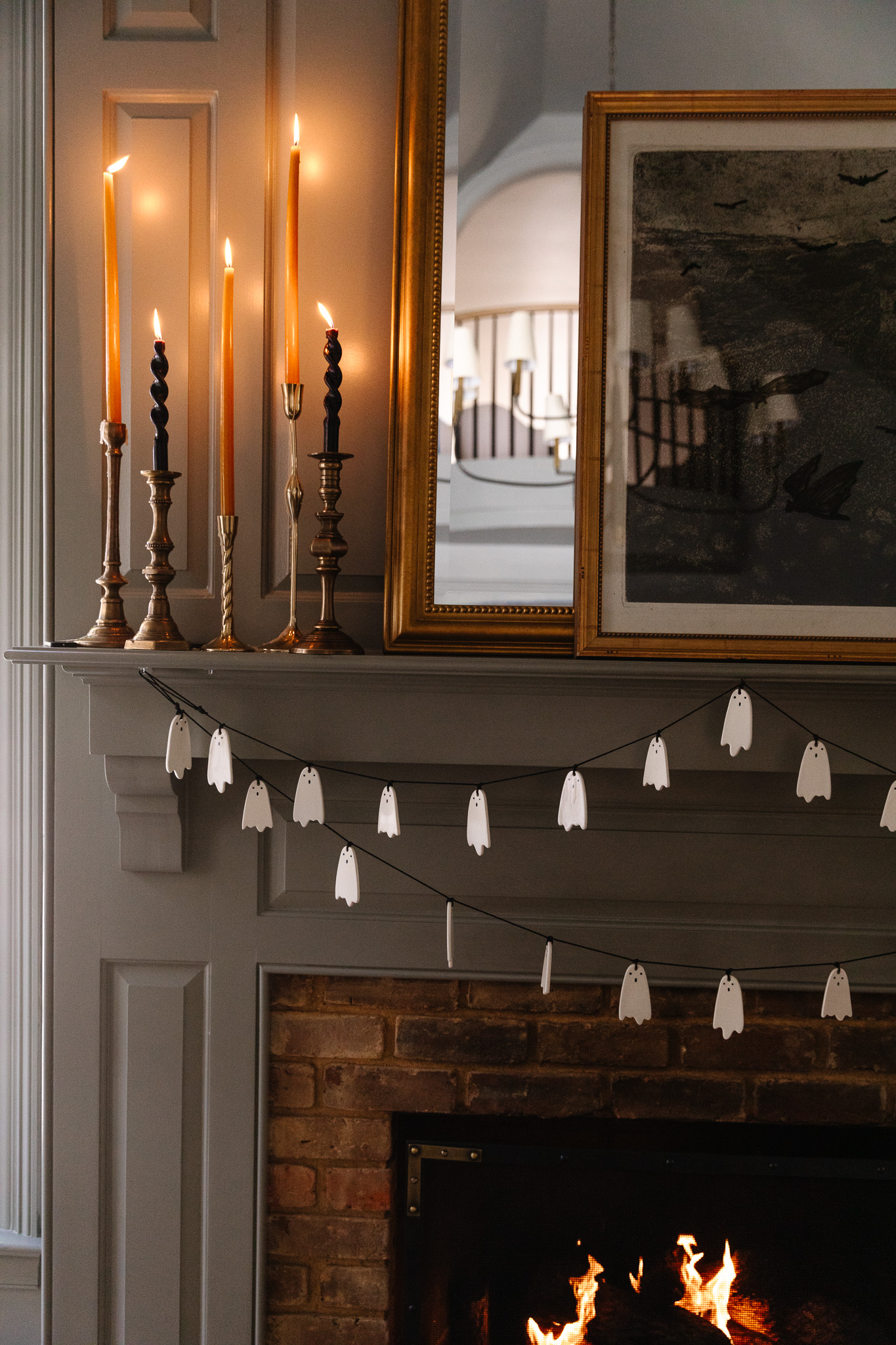 Halloween Decor Ideas for a Traditional, Spooky Vibe