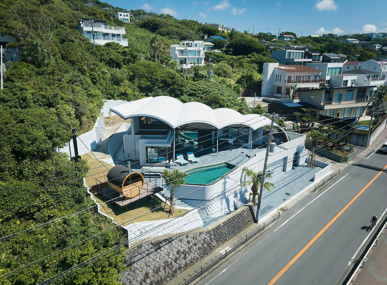 A Japanese Coastal Villa on Akiya Beach Inspired by the Ocean