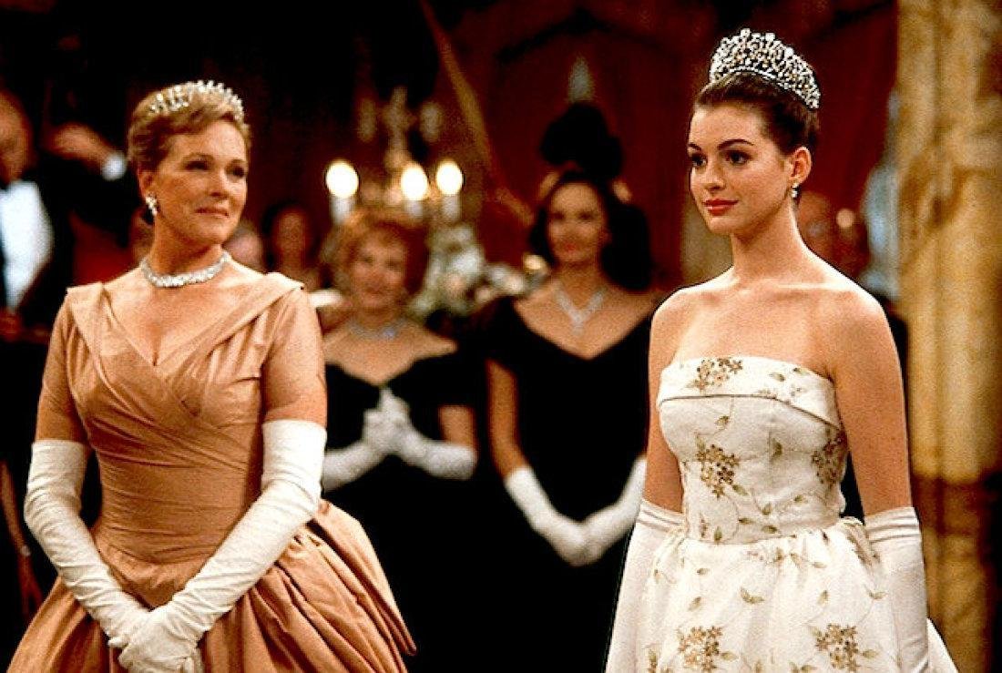 Anne Hathaway Confirms She Is Returning for PRINCESS DIARIES 3: MIRACLES HAPPEN — GeekTyrant