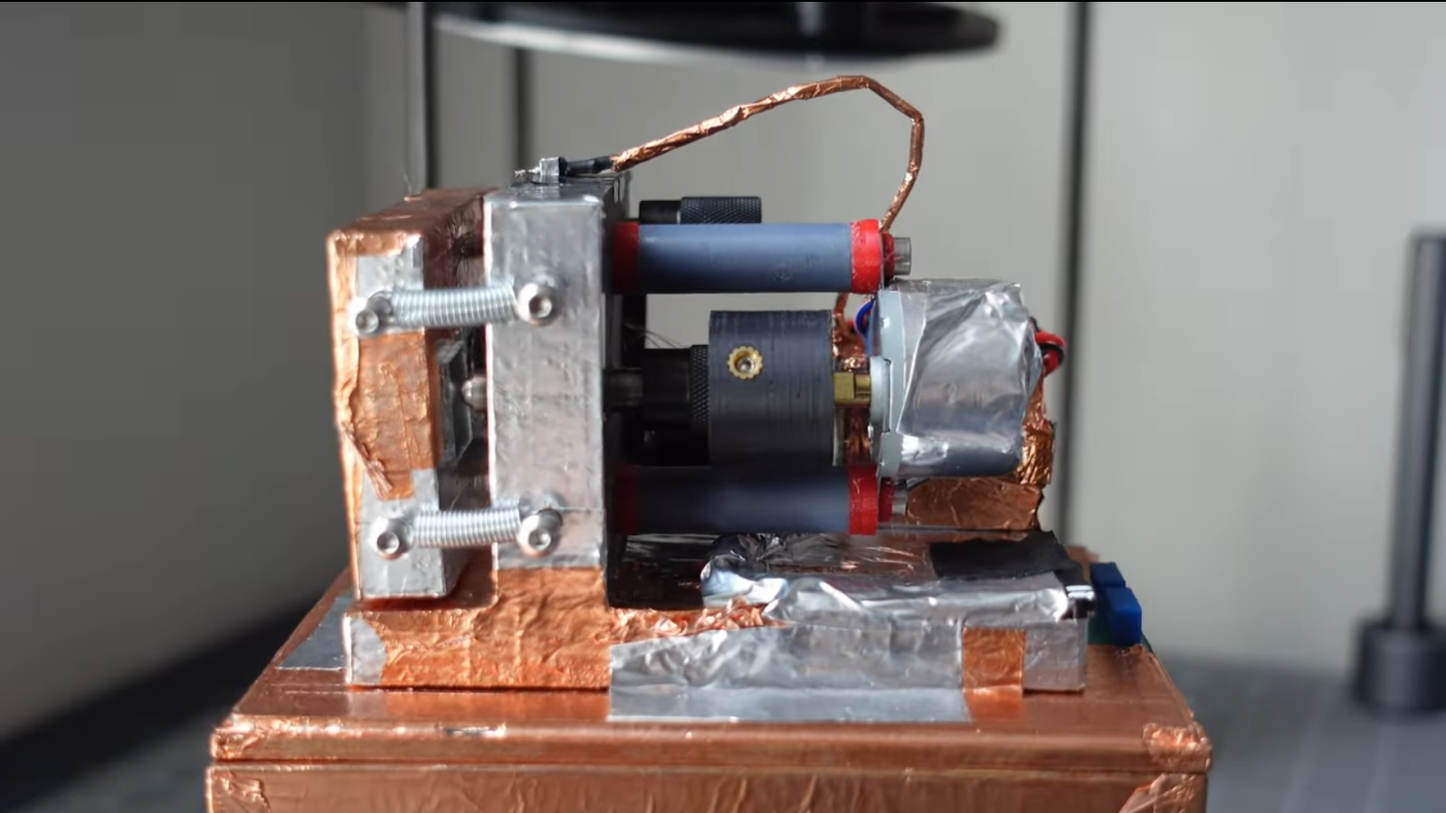 Building A 3D Printed Scanning Tunneling Microscope