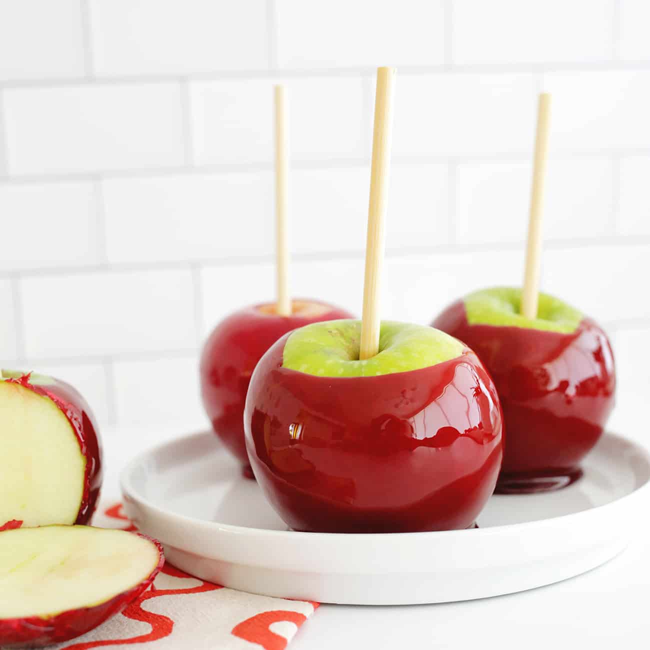 Candy Apples – A Beautiful Mess