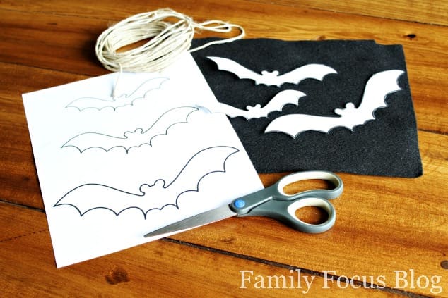 DIY Felt Halloween Garland With Spooky Bat Template