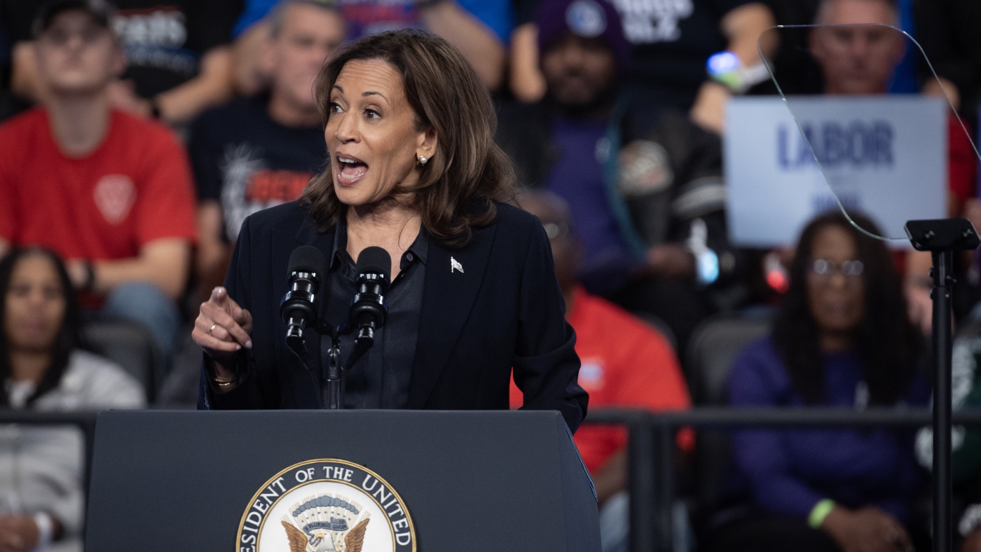 In Michigan, Harris hits back against Trump over electric cars : NPR