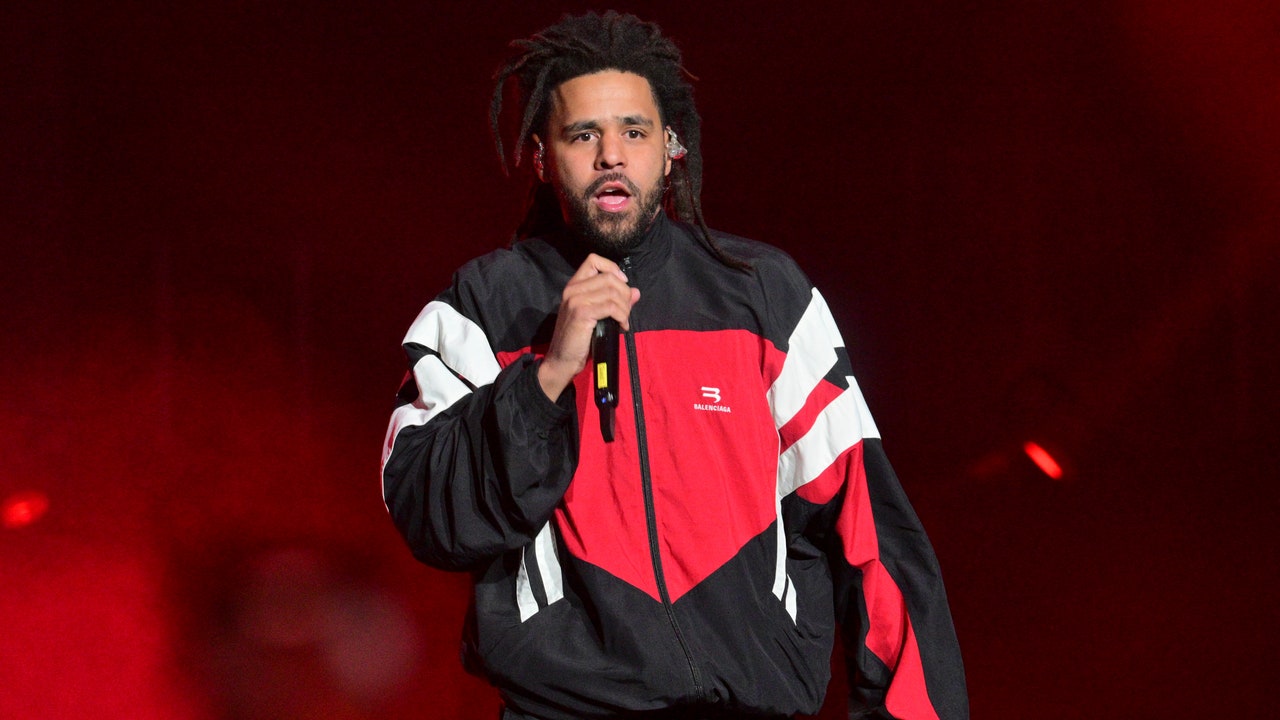 J. Cole Reflects on Kendrick Lamar and Drake Feud on New Song “Port Antonio”: Listen