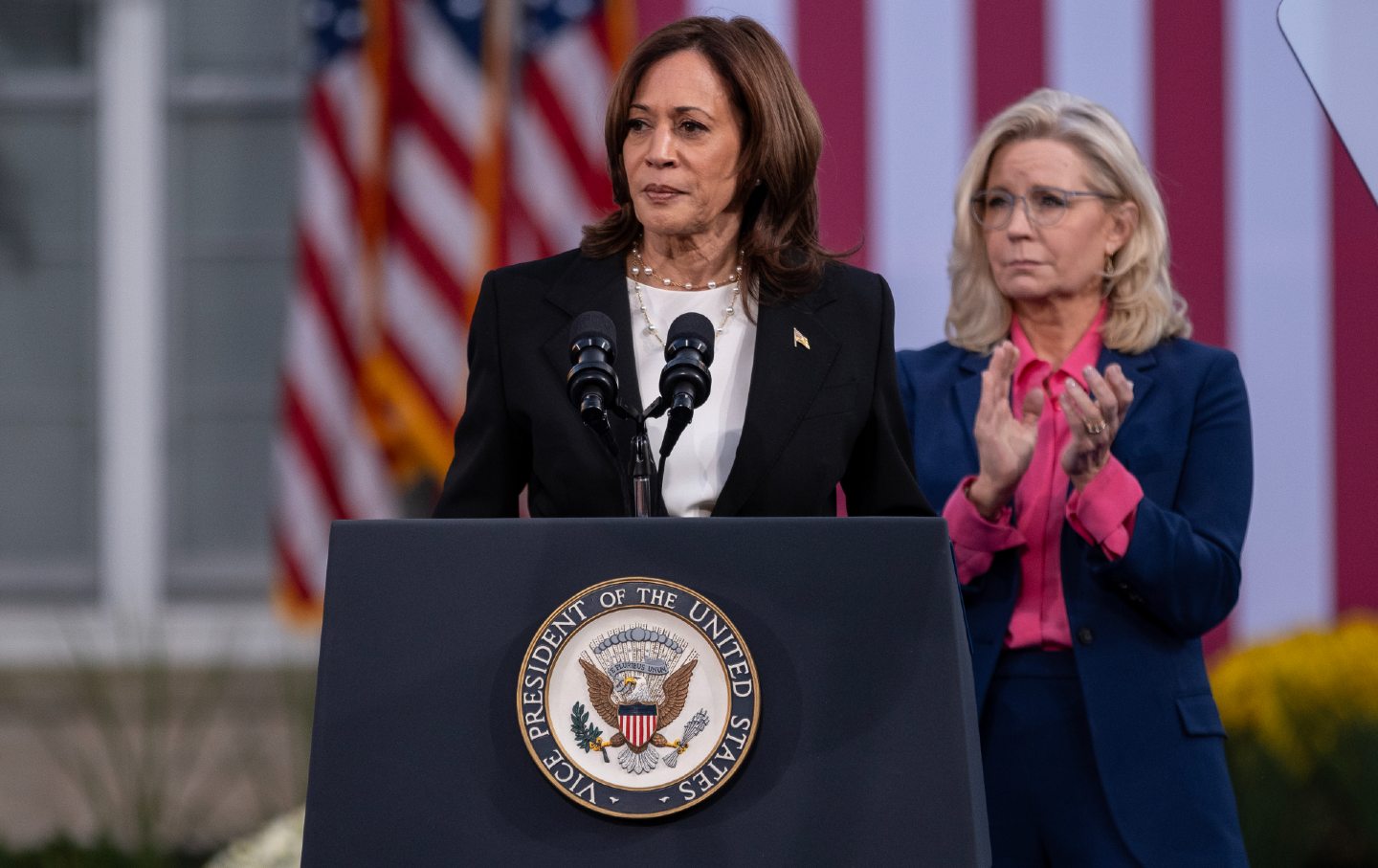 Kamala Harris Is Taking a Big Risk by Playing It Safe