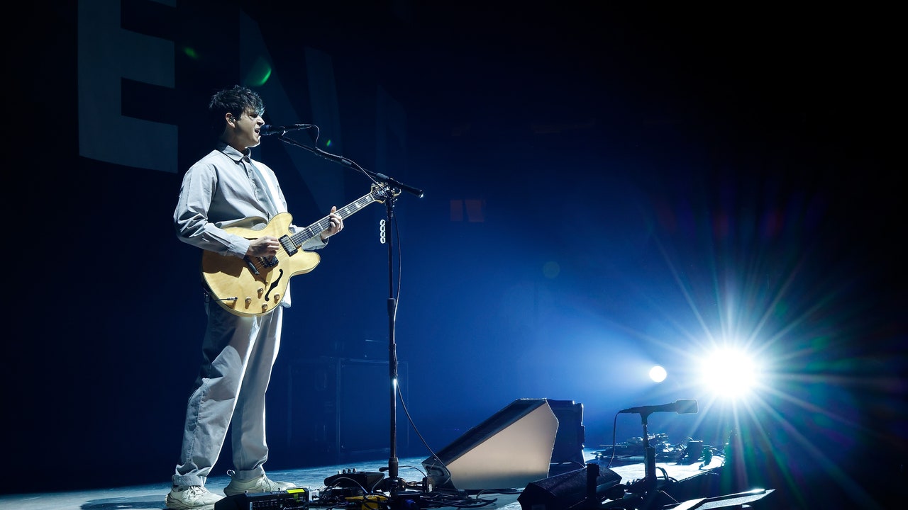 Vampire Weekend Cover Billy Joel’s “Scenes From an Italian Restaurant”: Watch